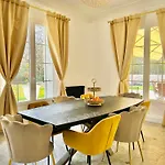 Сasa de vacaciones Maison De Maitre Dans La Nature